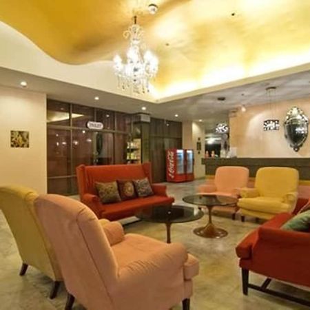 Bella Villa Metro Pattaya Exterior foto
