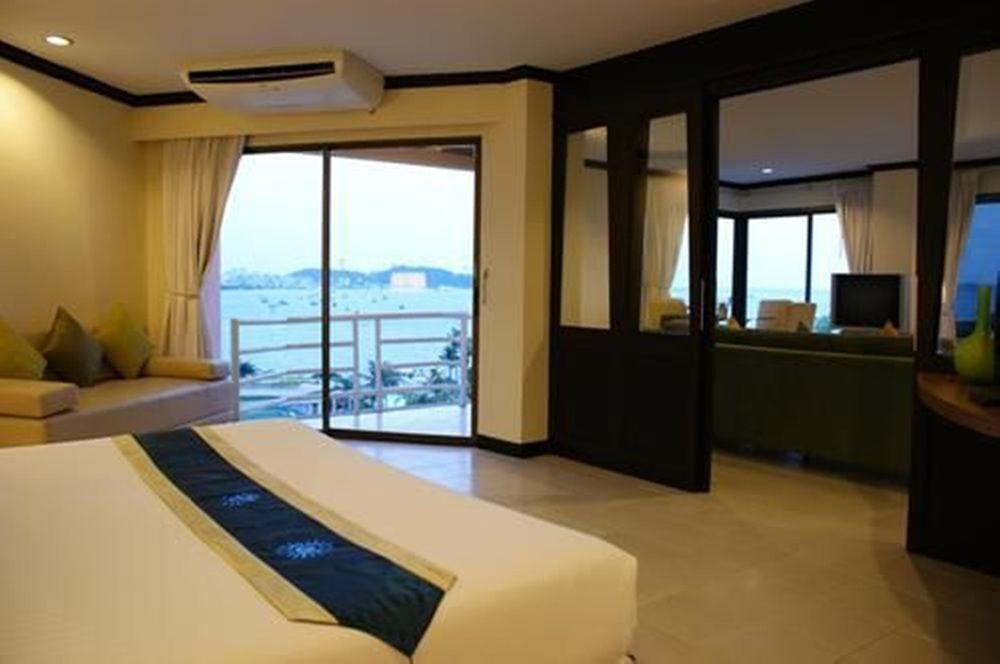Bella Villa Metro Pattaya Exterior foto