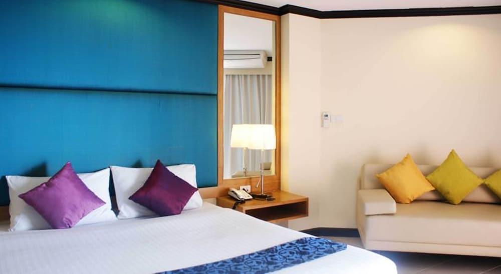 Bella Villa Metro Pattaya Exterior foto